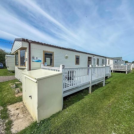 8 Berth Caravan With Decking At Sunnydale In Lincolnshire Ref 35087S Лаут Экстерьер фото