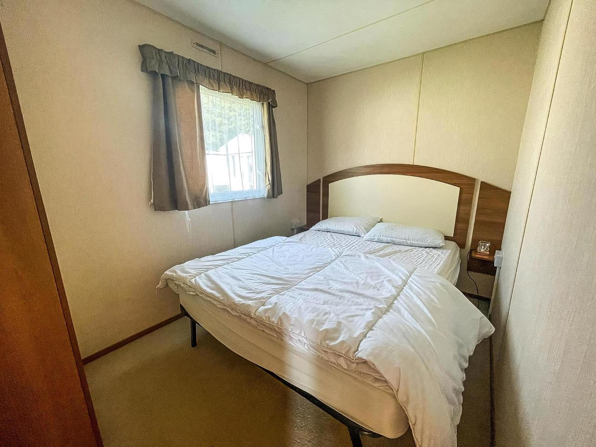 8 Berth Caravan With Decking At Sunnydale In Lincolnshire Ref 35087S Лаут Экстерьер фото