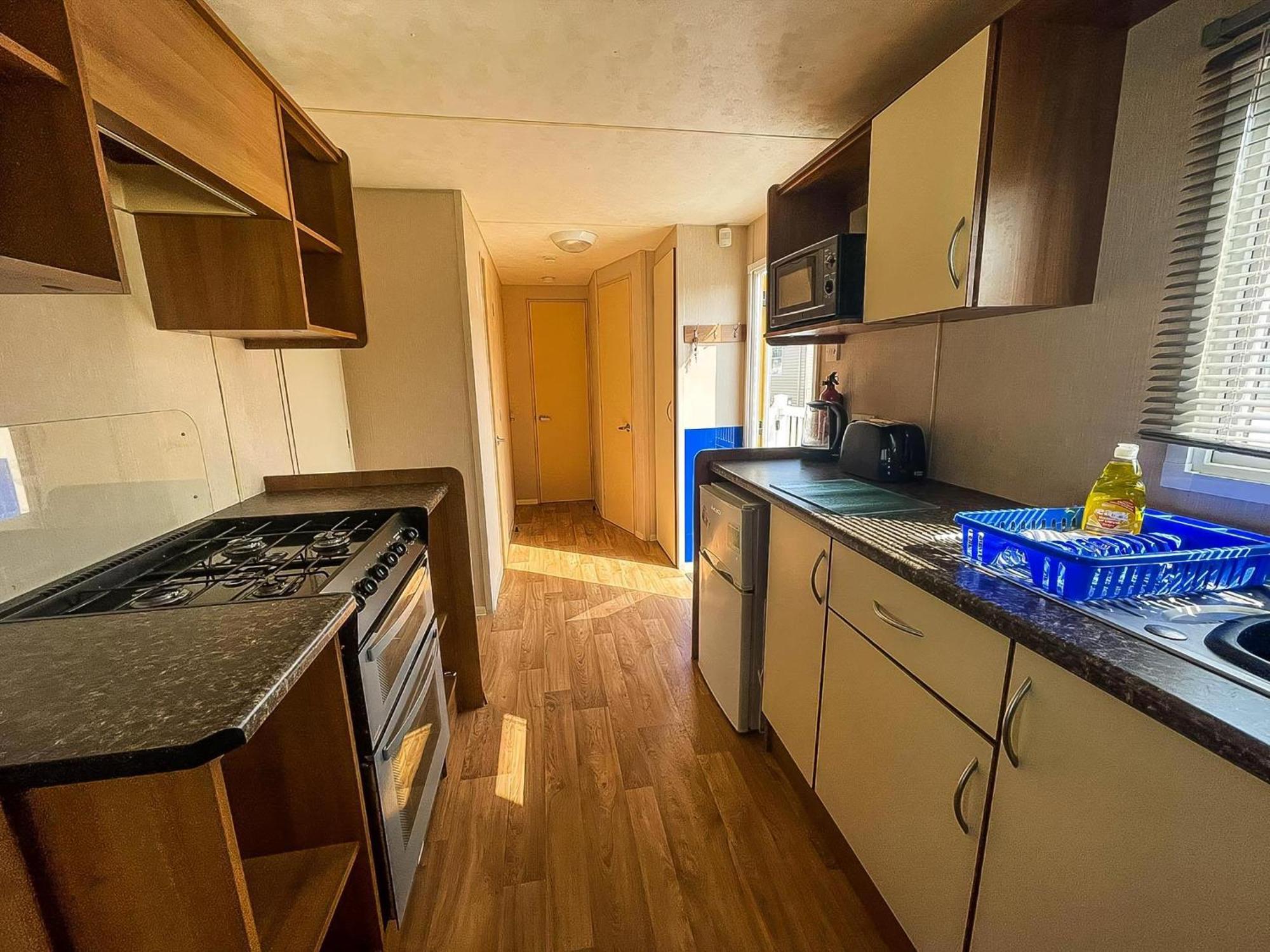 8 Berth Caravan With Decking At Sunnydale In Lincolnshire Ref 35087S Лаут Экстерьер фото